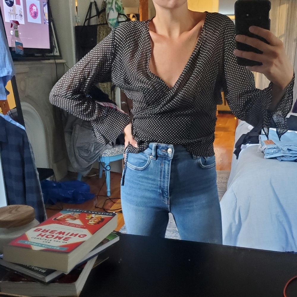 90s Sheer Wrap Top - Picture 2 of 5